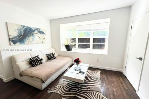 Купить кондоминиум в Майами-Бич, Флорида 1 спальня, 69.03м2, № 2003226 - фото 4