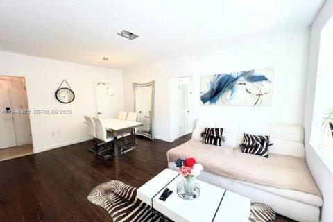 Купить кондоминиум в Майами-Бич, Флорида 1 спальня, 69.03м2, № 2003226 - фото 3