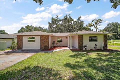 Casa en venta en Clermont, Florida, 4 dormitorios, 179.49 m2 № 1838133 - foto 1