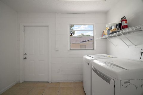 Casa en venta en Clermont, Florida, 4 dormitorios, 179.49 m2 № 1838133 - foto 21