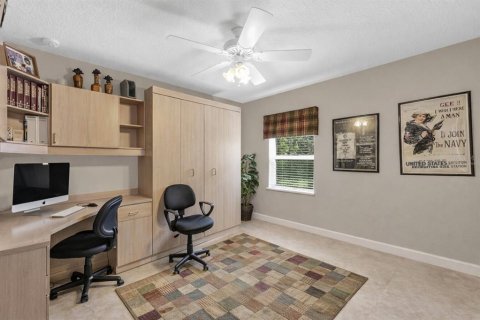 Townhouse in Apopka, Florida 4 bedrooms, 171.22 sq.m. № 2101248 - photo 25