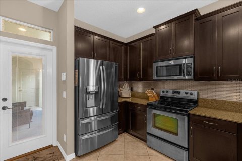 Townhouse in Apopka, Florida 4 bedrooms, 171.22 sq.m. № 2101248 - photo 7