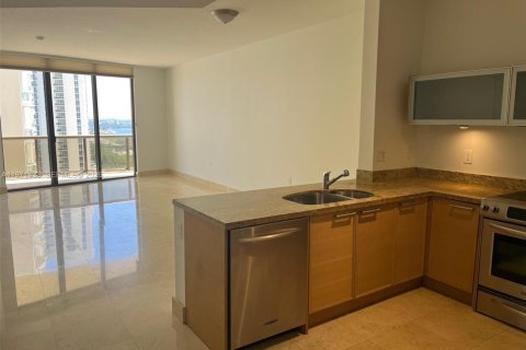 Condominio en venta en Sunny Isles Beach, Florida, 1 dormitorio, 82.03 m2 № 2033284 - foto 5