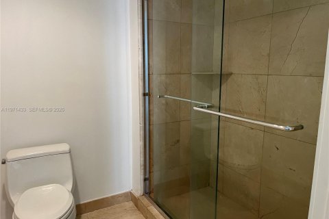 Condominio en venta en Sunny Isles Beach, Florida, 1 dormitorio, 82.03 m2 № 2033284 - foto 14