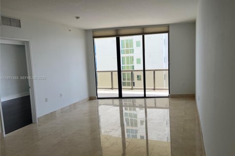Condominio en venta en Sunny Isles Beach, Florida, 1 dormitorio, 82.03 m2 № 2033284 - foto 7