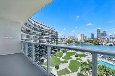 Condo in Miami Beach, Florida  № 1831131 - photo 3