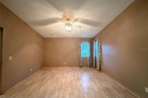 House in Lady Lake, Florida 2 bedrooms, 202.71 sq.m. № 1911476 - photo 20