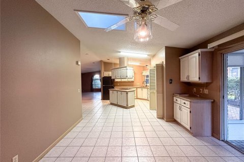 Casa en venta en Lady Lake, Florida, 2 dormitorios, 202.71 m2 № 1911476 - foto 13