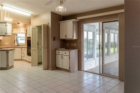 Casa en venta en Lady Lake, Florida, 2 dormitorios, 202.71 m2 № 1911476 - foto 25