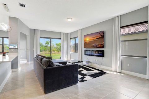 House in Ave Maria, Florida 3 bedrooms № 1692650 - photo 3