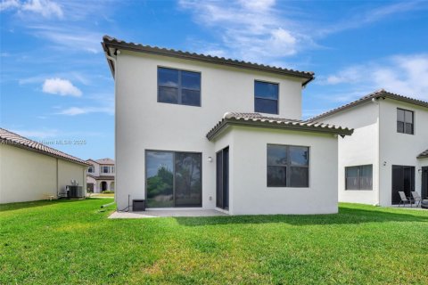 House in Ave Maria, Florida 3 bedrooms № 1692650 - photo 19