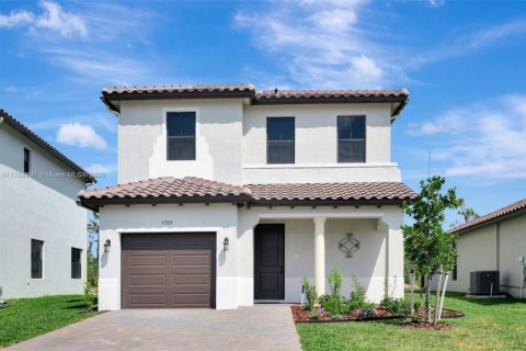 House in Ave Maria, Florida 3 bedrooms № 1692650 - photo 1