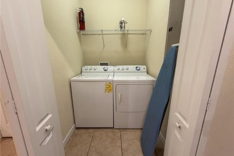 Снять в аренду таунхаус в Киссимми, Флорида 5 комнат, 188.03м2, № 2220738 - фото 15