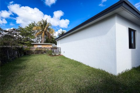 Купить коммерческую недвижимость в Майами, Флорида № 2004226 - фото 20