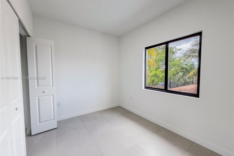 Купить коммерческую недвижимость в Майами, Флорида № 2004226 - фото 9