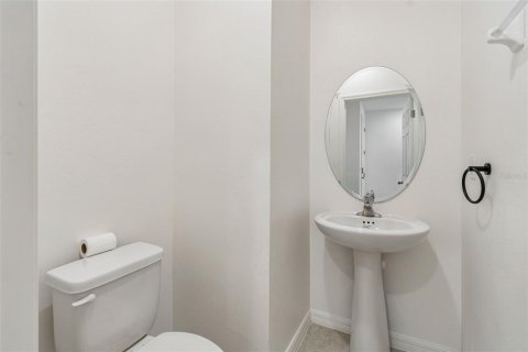Townhouse in Wesley Chapel, Florida 3 bedrooms, 153.29 sq.m. № 2207688 - photo 21