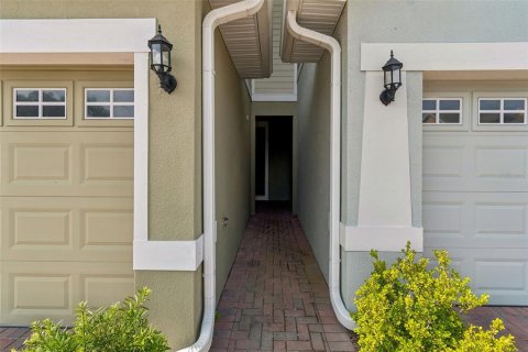Townhouse in Wesley Chapel, Florida 3 bedrooms, 153.29 sq.m. № 2207688 - photo 17
