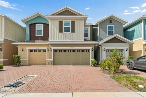 Townhouse in Wesley Chapel, Florida 3 bedrooms, 153.29 sq.m. № 2207688 - photo 14