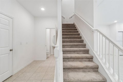Townhouse in Wesley Chapel, Florida 3 bedrooms, 153.29 sq.m. № 2207688 - photo 20