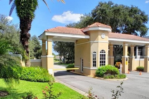 House in Haines City, Florida 4 bedrooms, 180.23 sq.m. № 1852585 - photo 2