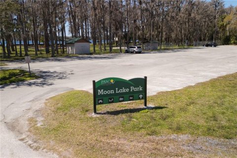 House in New Port Richey, Florida 3 bedrooms, 111.48 sq.m. № 1780758 - photo 24