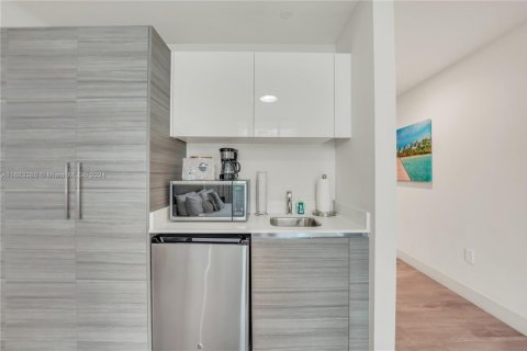 Copropriété à vendre à Hollywood, Floride: 1 chambre, 33.72 m2 № 2049533 - photo 6