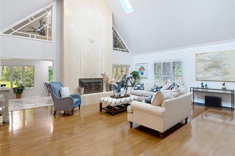 House in Ocala, Florida 5 bedrooms, 402.55 sq.m. № 1917357 - photo 5