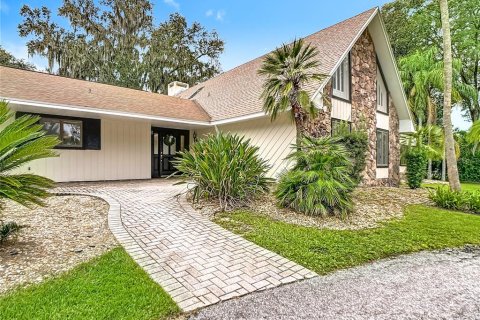 House in Ocala, Florida 5 bedrooms, 402.55 sq.m. № 1917357 - photo 3