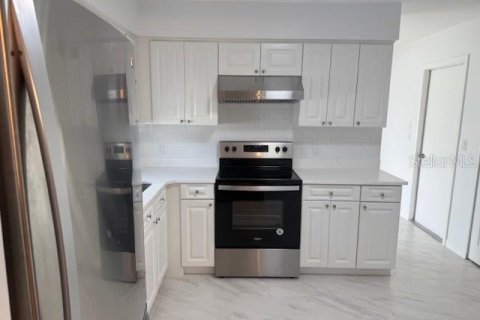 Casa en alquiler en Bradenton, Florida, 3 dormitorios, 131.74 m2 № 2103398 - foto 9