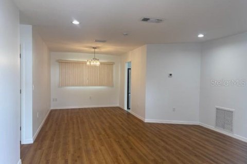Casa en alquiler en Bradenton, Florida, 3 dormitorios, 131.74 m2 № 2103398 - foto 6