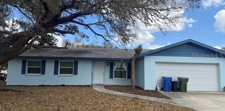 Casa en Bradenton, Florida 3 dormitorios, 131.74 m2 № 2103398