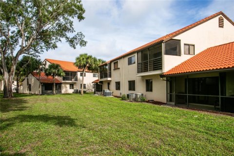 Condo in Boynton Beach, Florida, 2 bedrooms  № 1729535 - photo 2