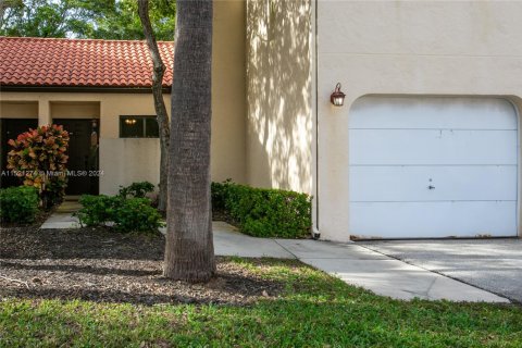 Condo in Boynton Beach, Florida, 2 bedrooms  № 1729535 - photo 1