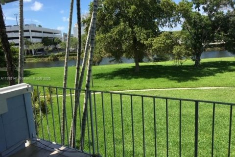 Copropriété à vendre à Miami, Floride: 1 chambre, 65.03 m2 № 1971375 - photo 12
