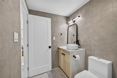 Купить виллу или дом в Палм-Бич-Гарденс, Флорида 1 спальня, 44.59м2, № 1997495 - фото 19