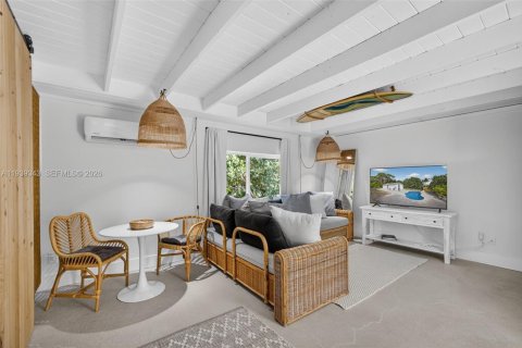 Купить виллу или дом в Палм-Бич-Гарденс, Флорида 1 спальня, 44.59м2, № 1997495 - фото 6