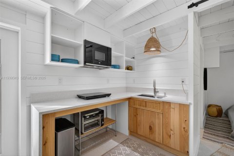 Купить виллу или дом в Палм-Бич-Гарденс, Флорида 1 спальня, 44.59м2, № 1997495 - фото 3