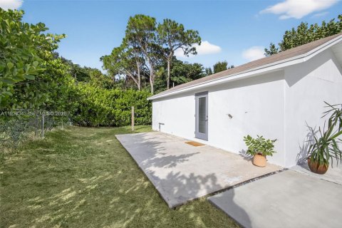 Купить виллу или дом в Палм-Бич-Гарденс, Флорида 1 спальня, 44.59м2, № 1997495 - фото 30