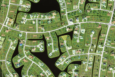 Terreno en venta en Punta Gorda, Florida № 1552750 - foto 2