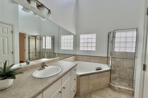 House in Alachua, Florida 3 bedrooms, 137.96 sq.m. № 1631708 - photo 8