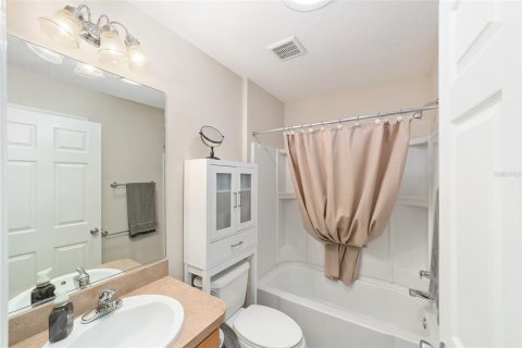 Casa en venta en The Villages, Florida, 3 dormitorios, 129.32 m2 № 1851760 - foto 29