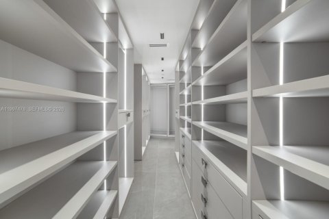 Condo in Miami Beach, Florida, 3 bedrooms  № 2066644 - photo 14