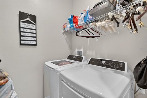 Villa ou maison à vendre à Bradenton, Floride: 3 chambres, 131.36 m2 № 2399291 - photo 8