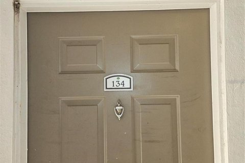 Copropriété à louer à Orlando, Floride: 1 chambre, 82.68 m2 № 2418945 - photo 2