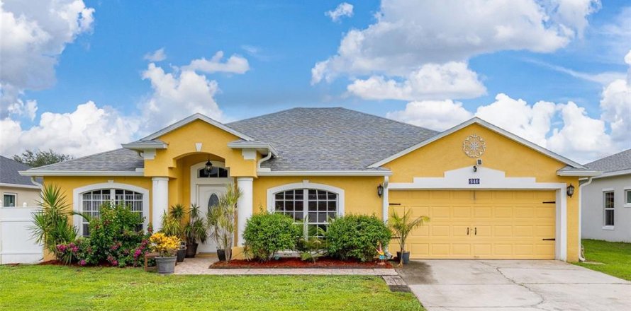 Villa ou maison à Kissimmee, Floride 4 chambres, 168.43 m2 № 1901997