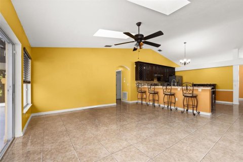 Villa ou maison à vendre à Kissimmee, Floride: 4 chambres, 168.43 m2 № 1901997 - photo 24