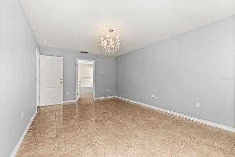 Villa ou maison à vendre à Kissimmee, Floride: 4 chambres, 168.43 m2 № 1901997 - photo 29