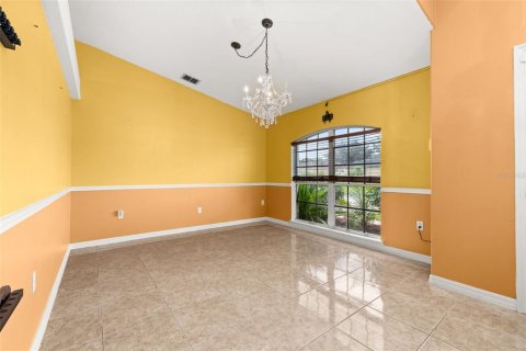 Villa ou maison à vendre à Kissimmee, Floride: 4 chambres, 168.43 m2 № 1901997 - photo 12