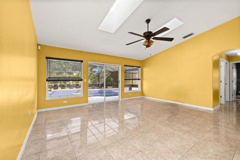 Villa ou maison à vendre à Kissimmee, Floride: 4 chambres, 168.43 m2 № 1901997 - photo 21