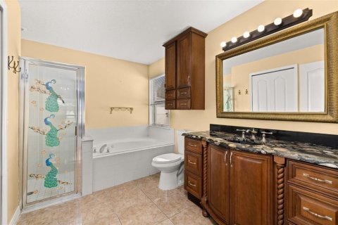 Villa ou maison à vendre à Kissimmee, Floride: 4 chambres, 168.43 m2 № 1901997 - photo 30